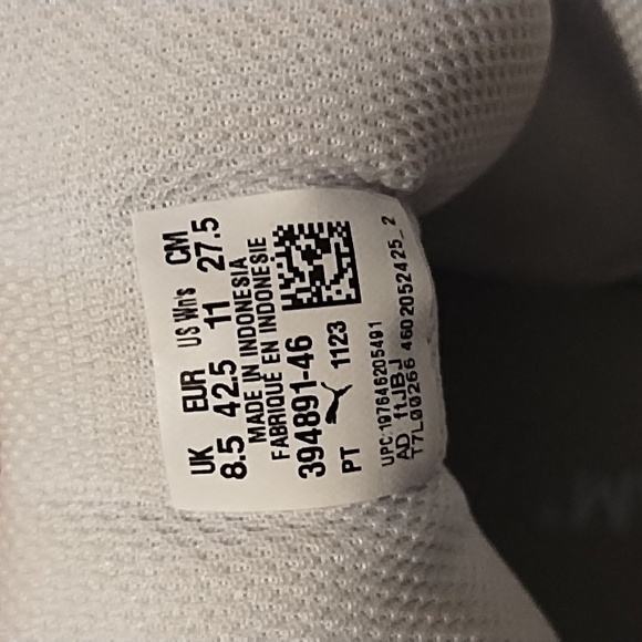 Puma - Picture 4 of 4